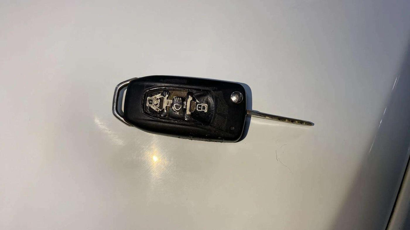 2024 Tata Tiago XM PETROL, Petrol, Manual, 3,309 km, Key Close Up
