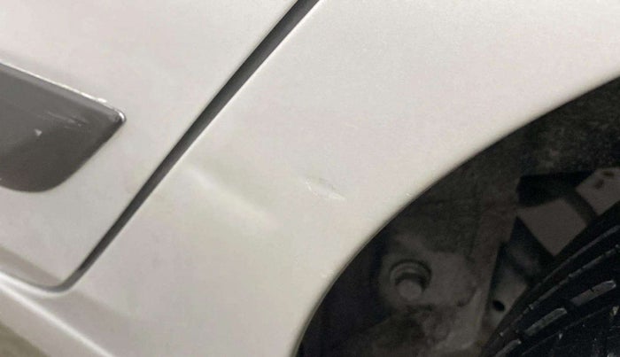 2016 Hyundai Elite i20 ASTA 1.2, Petrol, Manual, 26,306 km, Left quarter panel - Slightly dented