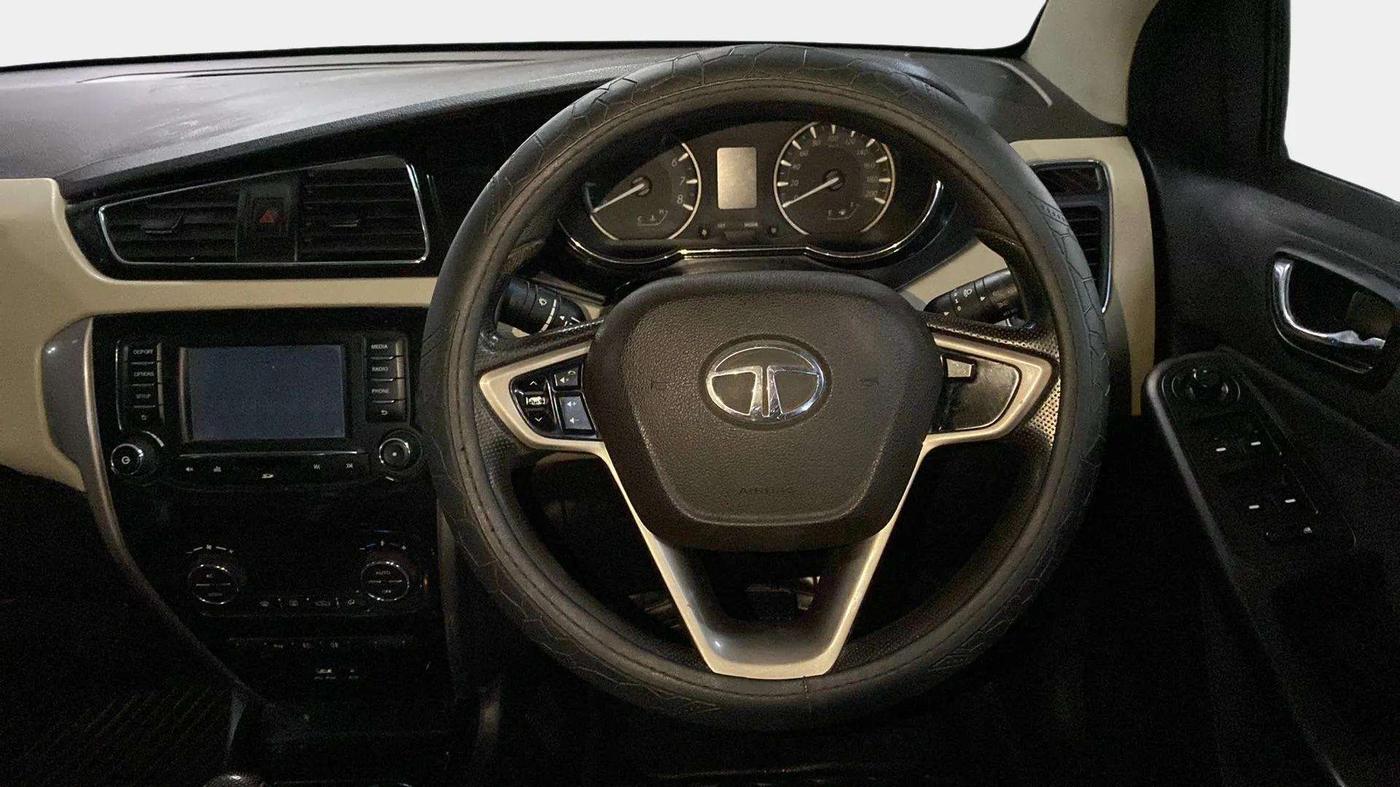 2015 Tata Zest XTA F-TRONIC DIESEL, Diesel, Automatic, 79,542 km, Steering Wheel Close Up
