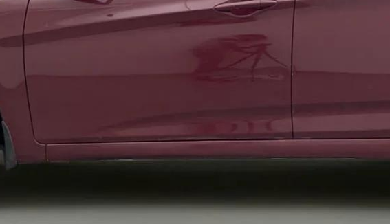 2014 Hyundai Verna FLUIDIC 1.6 VTVT SX, Petrol, Manual, 77,911 km, Front passenger door - Slightly dented