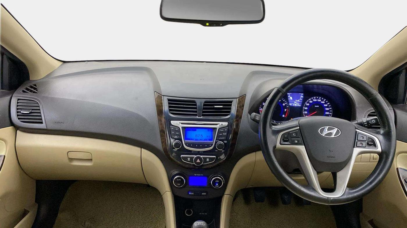 2014 Hyundai Verna FLUIDIC 1.6 VTVT SX, Petrol, Manual, 78,035 km, Dashboard