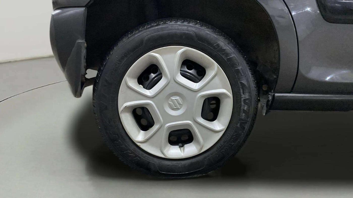 2020 Maruti S PRESSO VXI PLUS AMT, Petrol, Automatic, 20,653 km, Right Rear Wheel