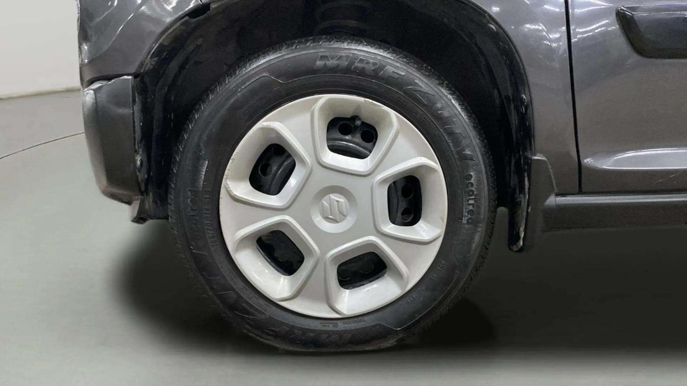 2020 Maruti S PRESSO VXI PLUS AMT, Petrol, Automatic, 20,653 km, Left Front Wheel