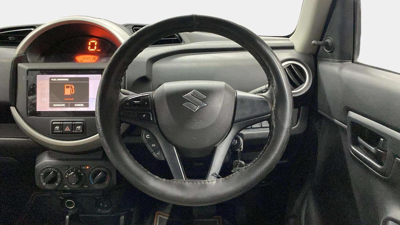 2020 Maruti S PRESSO VXI PLUS AMT, Petrol, Automatic, 20,653 km, Steering Wheel Close Up
