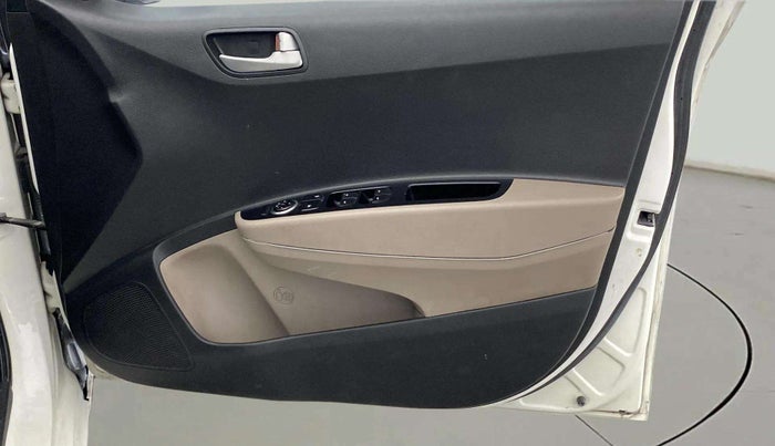 2015 Hyundai Grand i10 ASTA (O) 1.2 KAPPA VTVT, Petrol, Manual, 40,283 km, Driver Side Door Panels Control