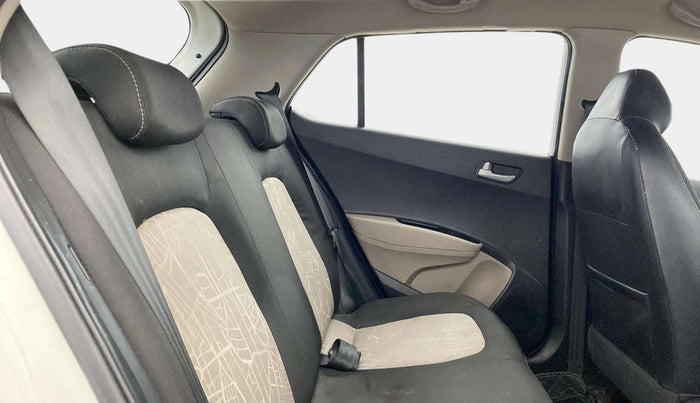 2015 Hyundai Grand i10 ASTA (O) 1.2 KAPPA VTVT, Petrol, Manual, 40,283 km, Right Side Rear Door Cabin