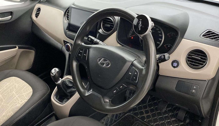 2015 Hyundai Grand i10 ASTA (O) 1.2 KAPPA VTVT, Petrol, Manual, 40,283 km, Steering wheel - Sound system control not functional