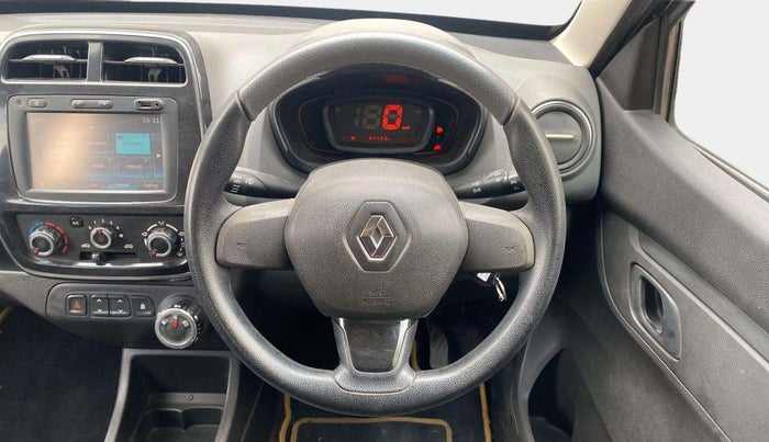 2017 Renault Kwid RXT 1.0 AMT, Petrol, Automatic, 54,420 km, Steering Wheel Close Up