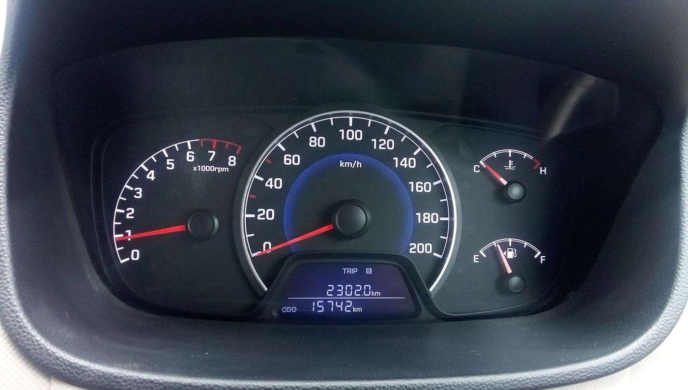 2017 Hyundai Grand i10 SPORTZ 1.2 KAPPA VTVT, Petrol, Manual, 15,742 km, Odometer Image