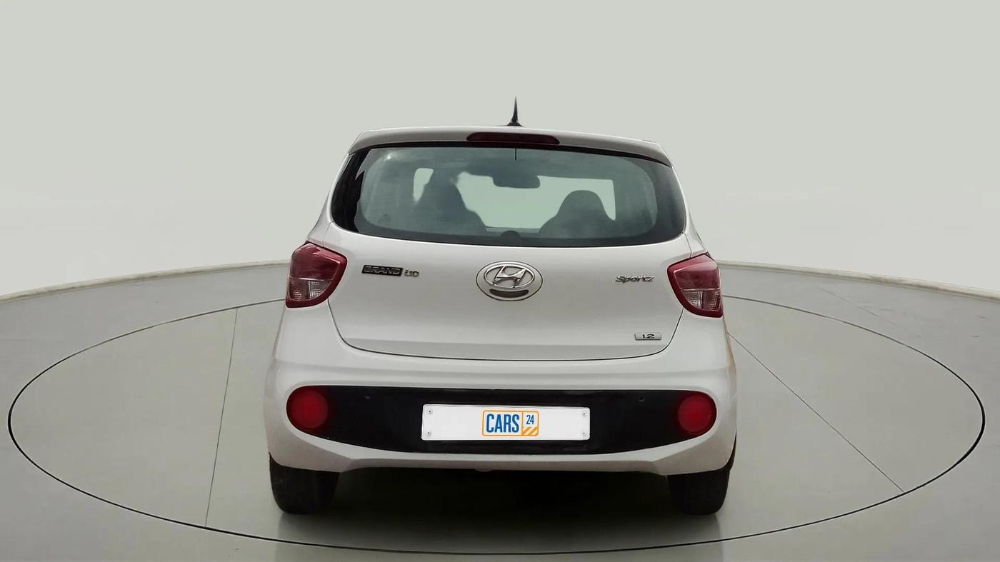 2017 Hyundai Grand i10 SPORTZ 1.2 KAPPA VTVT, Petrol, Manual, 15,742 km, Back/Rear