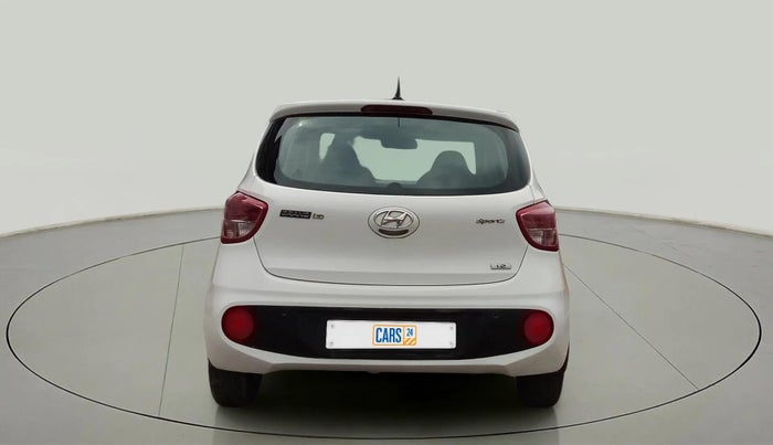 2017 Hyundai Grand i10 SPORTZ 1.2 KAPPA VTVT, Petrol, Manual, 15,742 km, Back/Rear