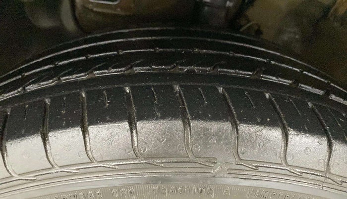 2016 Hyundai i20 Active 1.2 SX, Petrol, Manual, 81,395 km, Left Front Tyre Tread