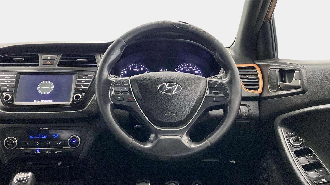 2016 Hyundai i20 Active 1.2 SX, Petrol, Manual, 81,395 km, Steering Wheel Close Up