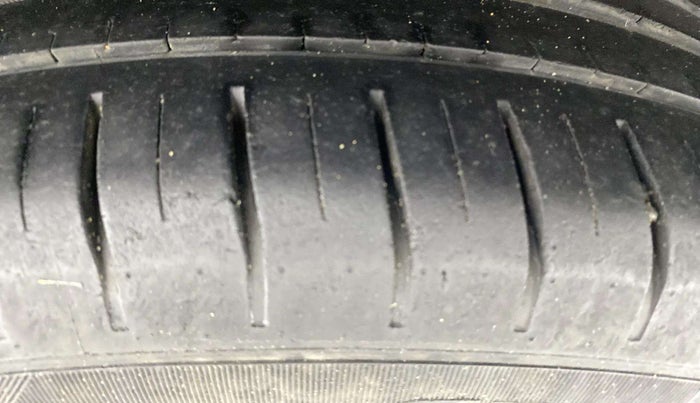 2021 Maruti Baleno ZETA PETROL 1.2, Petrol, Manual, 82,246 km, Left Rear Tyre Tread