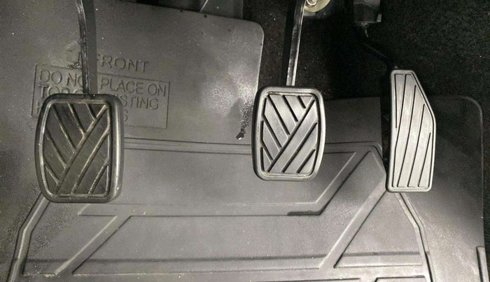 2023 Maruti New Wagon-R VXI 1.0, Petrol, Manual, 43,215 km, Pedals