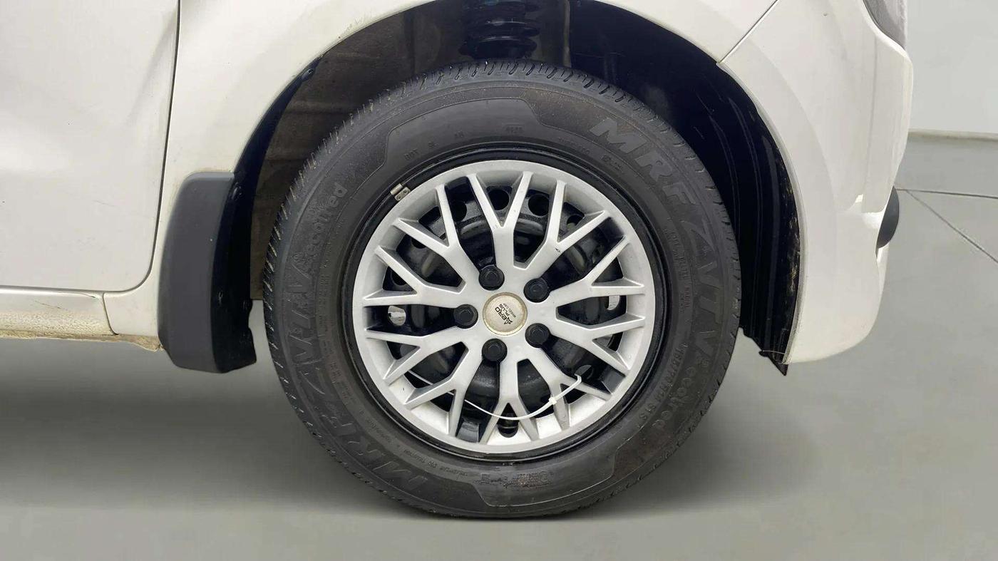 2023 Maruti New Wagon-R VXI 1.0, Petrol, Manual, 43,264 km, Right Front Wheel