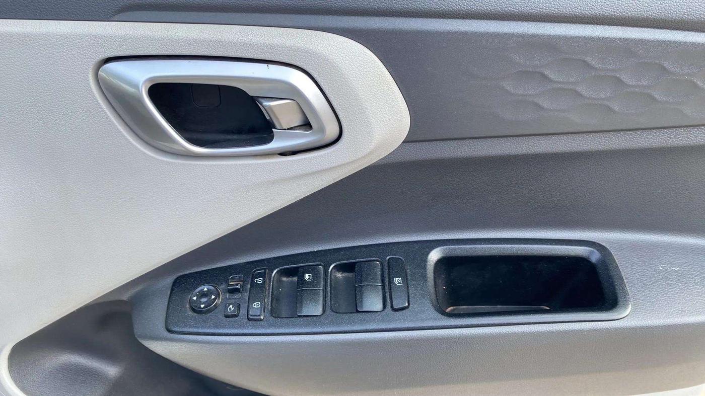 2019 Hyundai GRAND I10 NIOS ASTA 1.2 KAPPA VTVT, Petrol, Manual, 30,640 km, Driver Side Door Panels Control