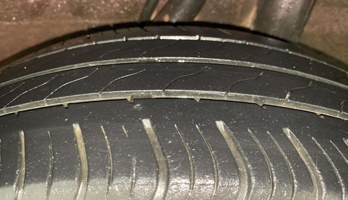 2022 Honda Amaze 1.2L I-VTEC VX, Petrol, Manual, 23,122 km, Left Rear Tyre Tread