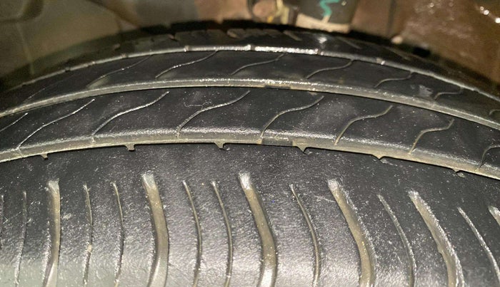 2022 Honda Amaze 1.2L I-VTEC VX, Petrol, Manual, 23,122 km, Left Front Tyre Tread