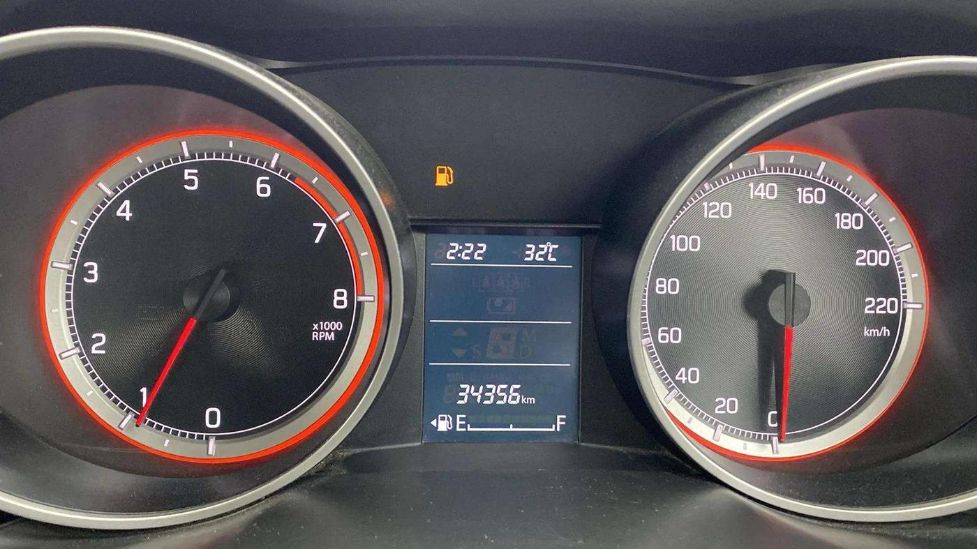2020 Maruti Swift ZXI, Petrol, Manual, 34,356 km, Odometer Image