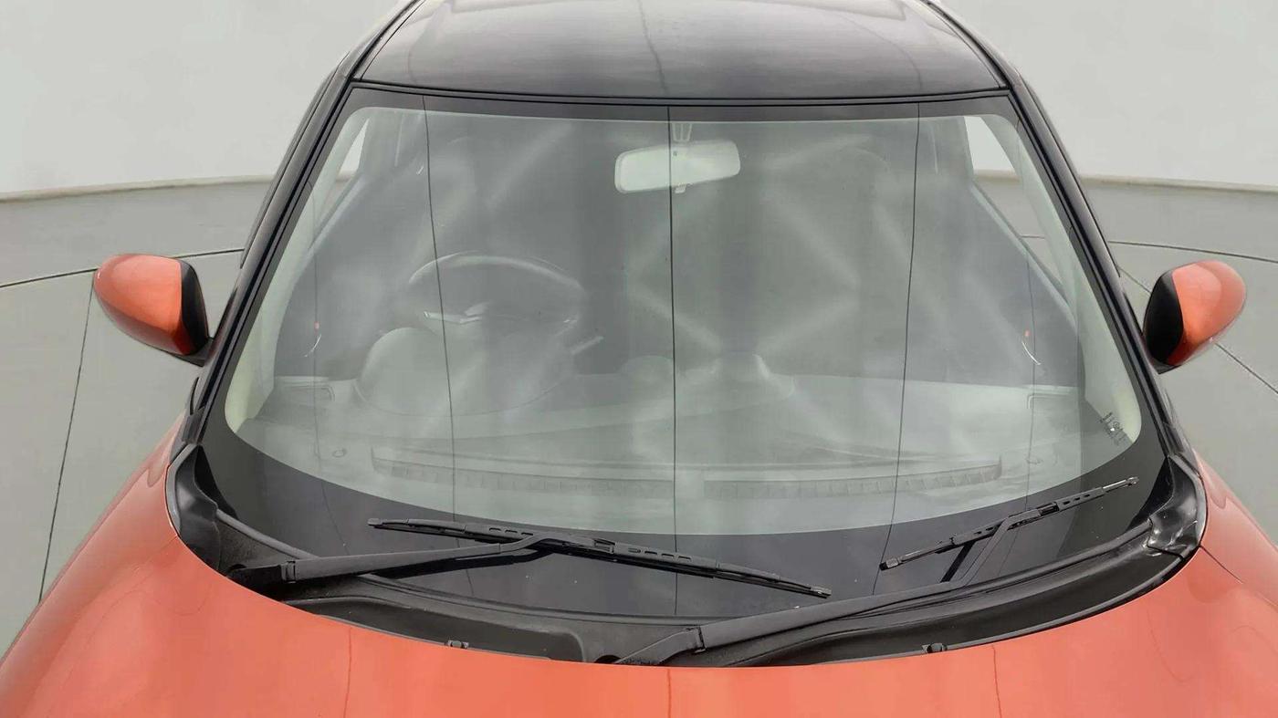 2020 Maruti Swift ZXI, Petrol, Manual, 34,356 km, Front Windshield