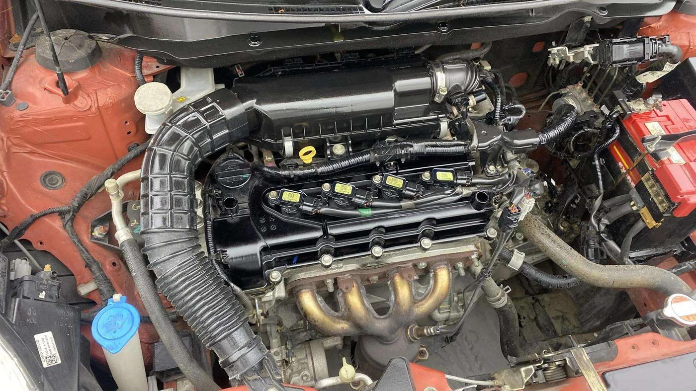 2020 Maruti Swift ZXI, Petrol, Manual, 34,356 km, Engine View - Right