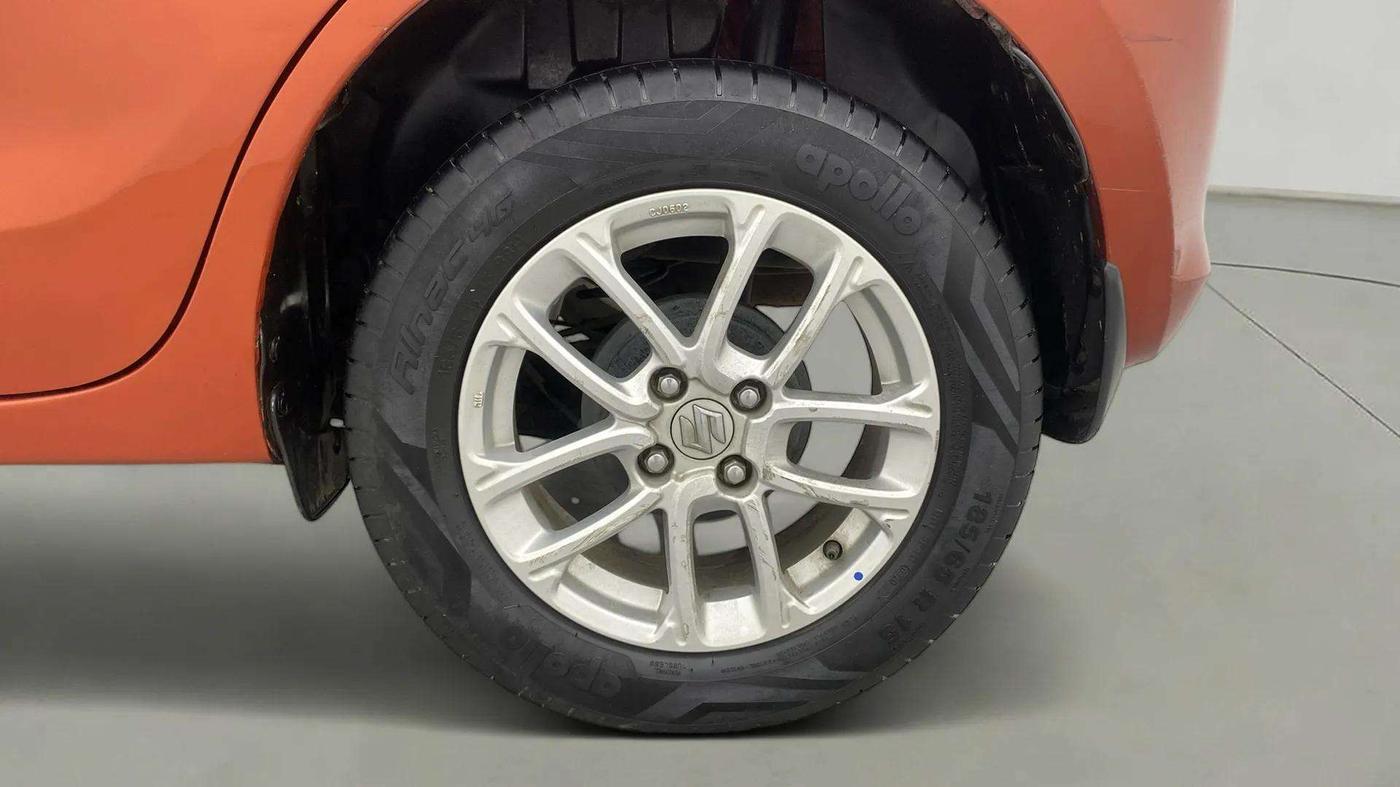 2020 Maruti Swift ZXI, Petrol, Manual, 34,356 km, Left Rear Wheel