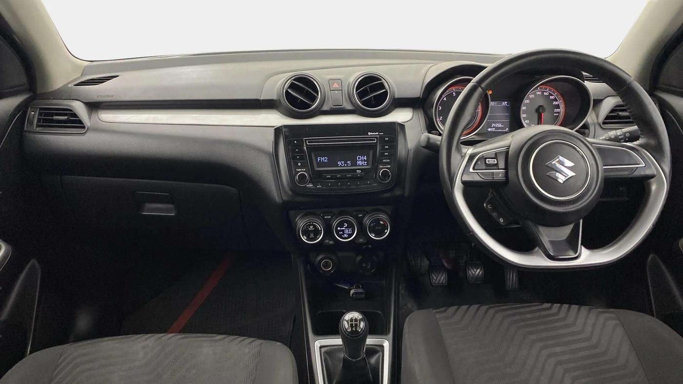 2020 Maruti Swift ZXI, Petrol, Manual, 34,356 km, Dashboard