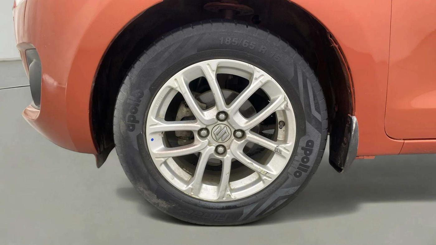 2020 Maruti Swift ZXI, Petrol, Manual, 34,356 km, Left Front Wheel