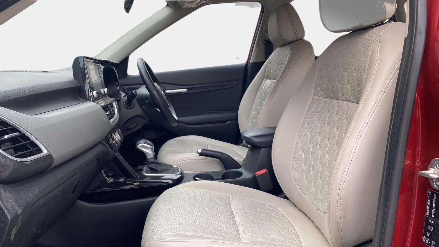 2019 KIA SELTOS HTK PLUS AT 1.5 DIESEL, Diesel, Automatic, 43,508 km, Right Side Front Door Cabin