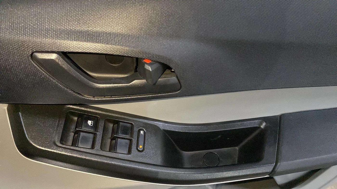 2022 Tata Tiago XT (O) PETROL, Petrol, Manual, 30,809 km, Driver Side Door Panels Control