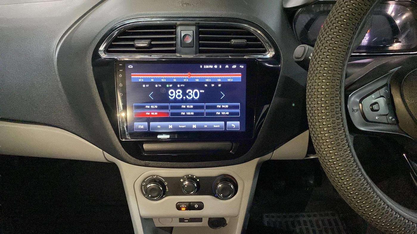 2022 Tata Tiago XT (O) PETROL, Petrol, Manual, 30,809 km, Air Conditioner