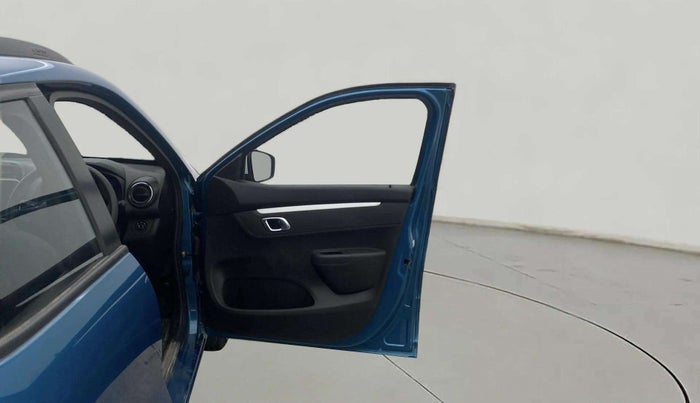 2024 Renault Kwid CLIMBER AMT 1.0, Petrol, Automatic, 2,041 km, RHS Front Door