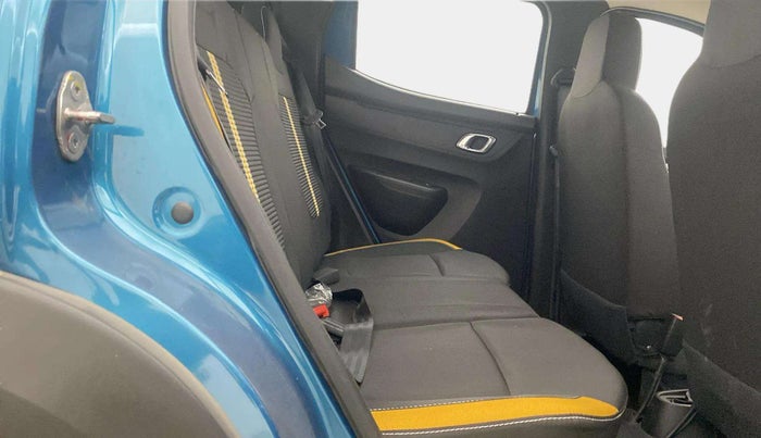 2024 Renault Kwid CLIMBER AMT 1.0, Petrol, Automatic, 2,041 km, Right Side Rear Door Cabin