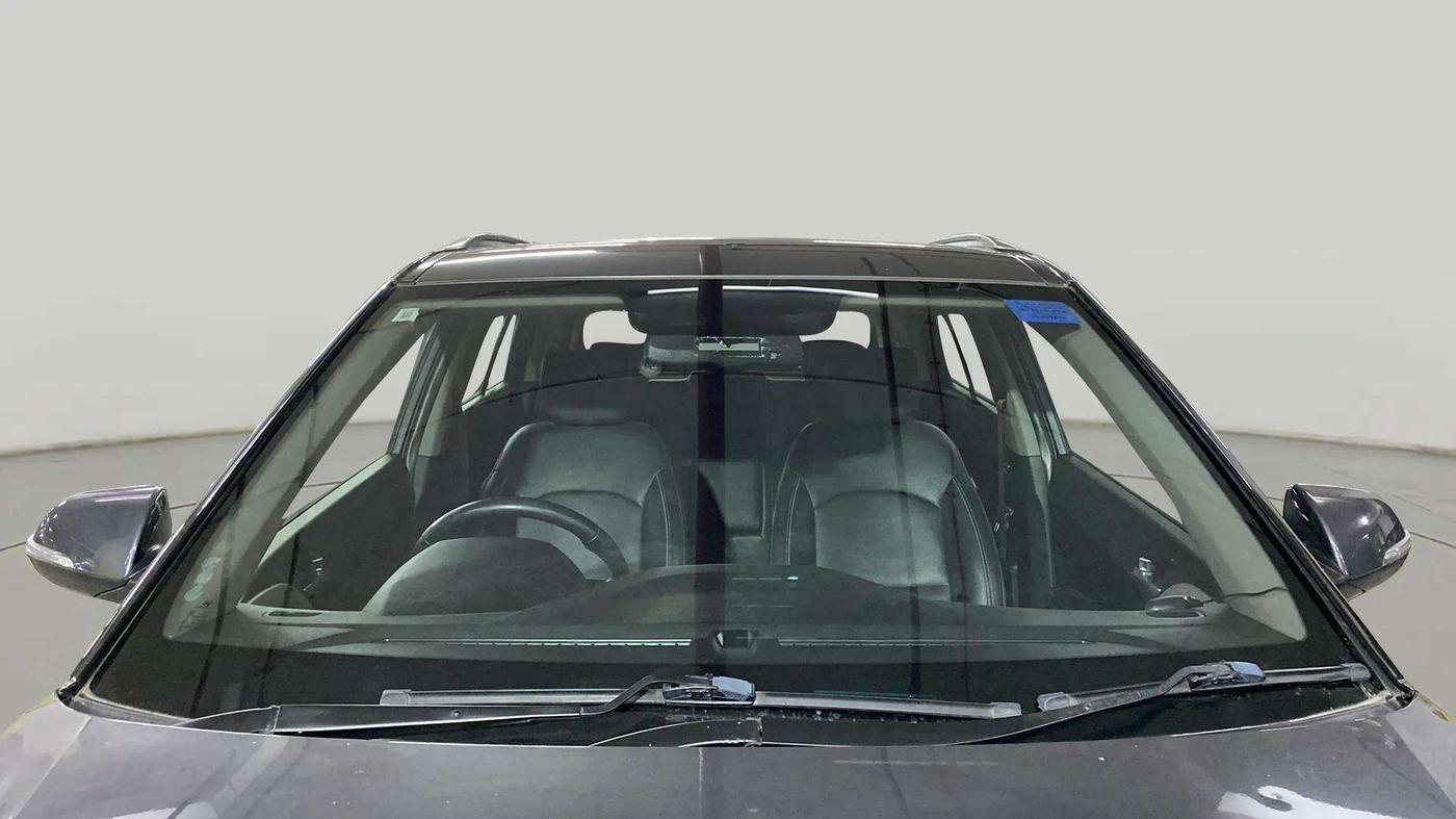 2018 Hyundai Creta SX (O) 1.6 PETROL, Petrol, Manual, 59,145 km, Front Windshield