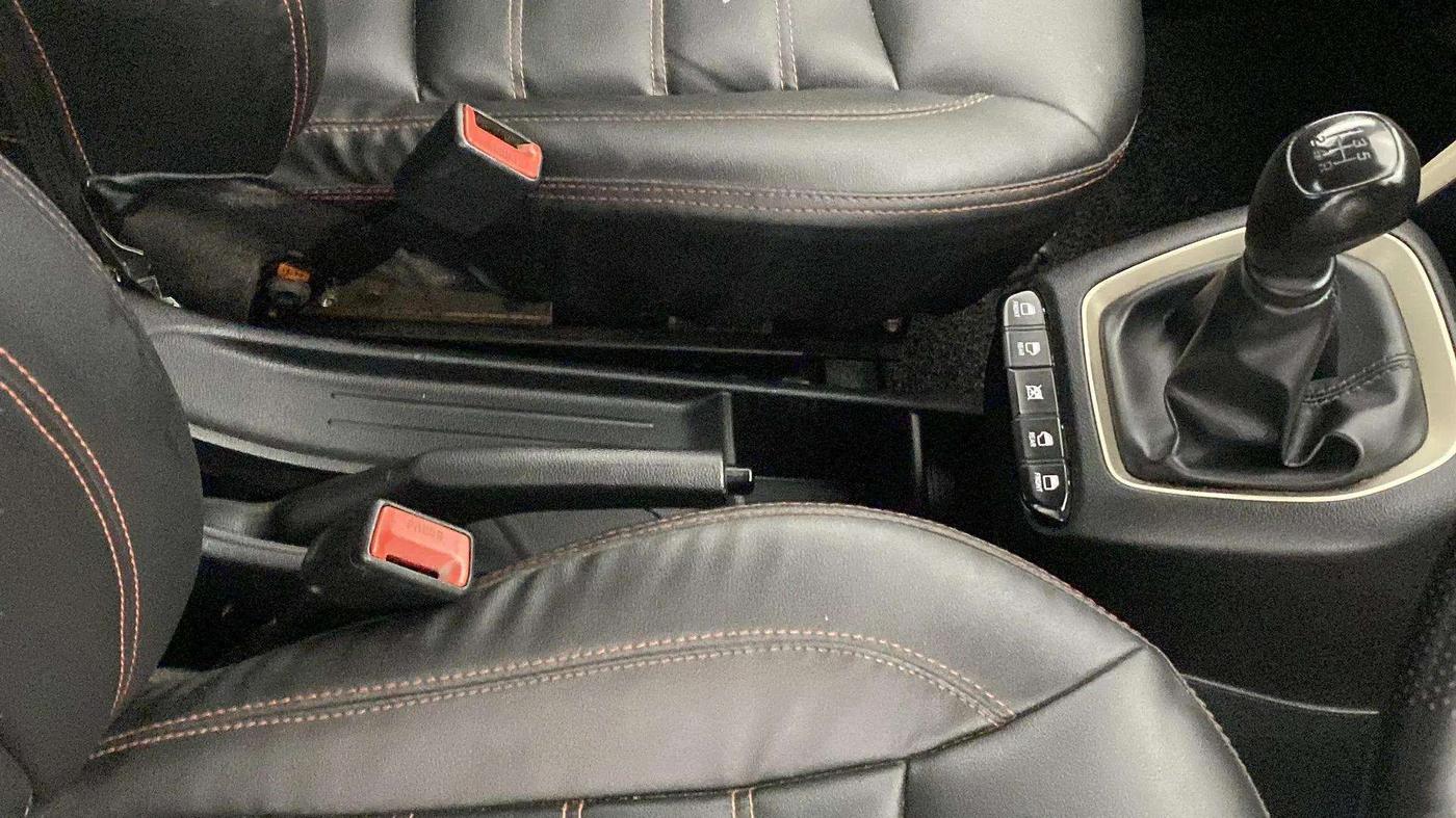 2019 Hyundai NEW SANTRO SPORTZ MT, Petrol, Manual, 81,778 km, Gear Lever