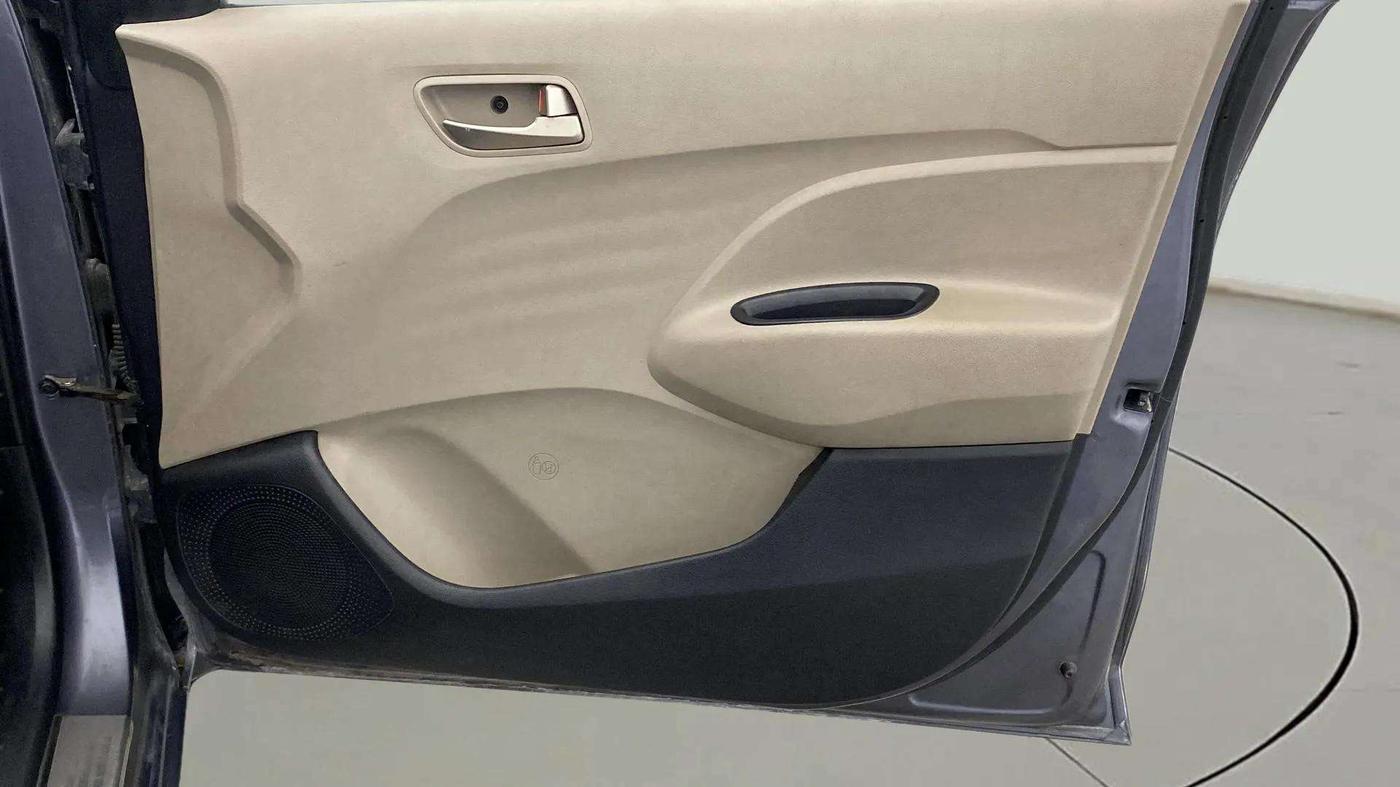 2019 Hyundai NEW SANTRO SPORTZ MT, Petrol, Manual, 81,778 km, Driver Side Door Panels Control