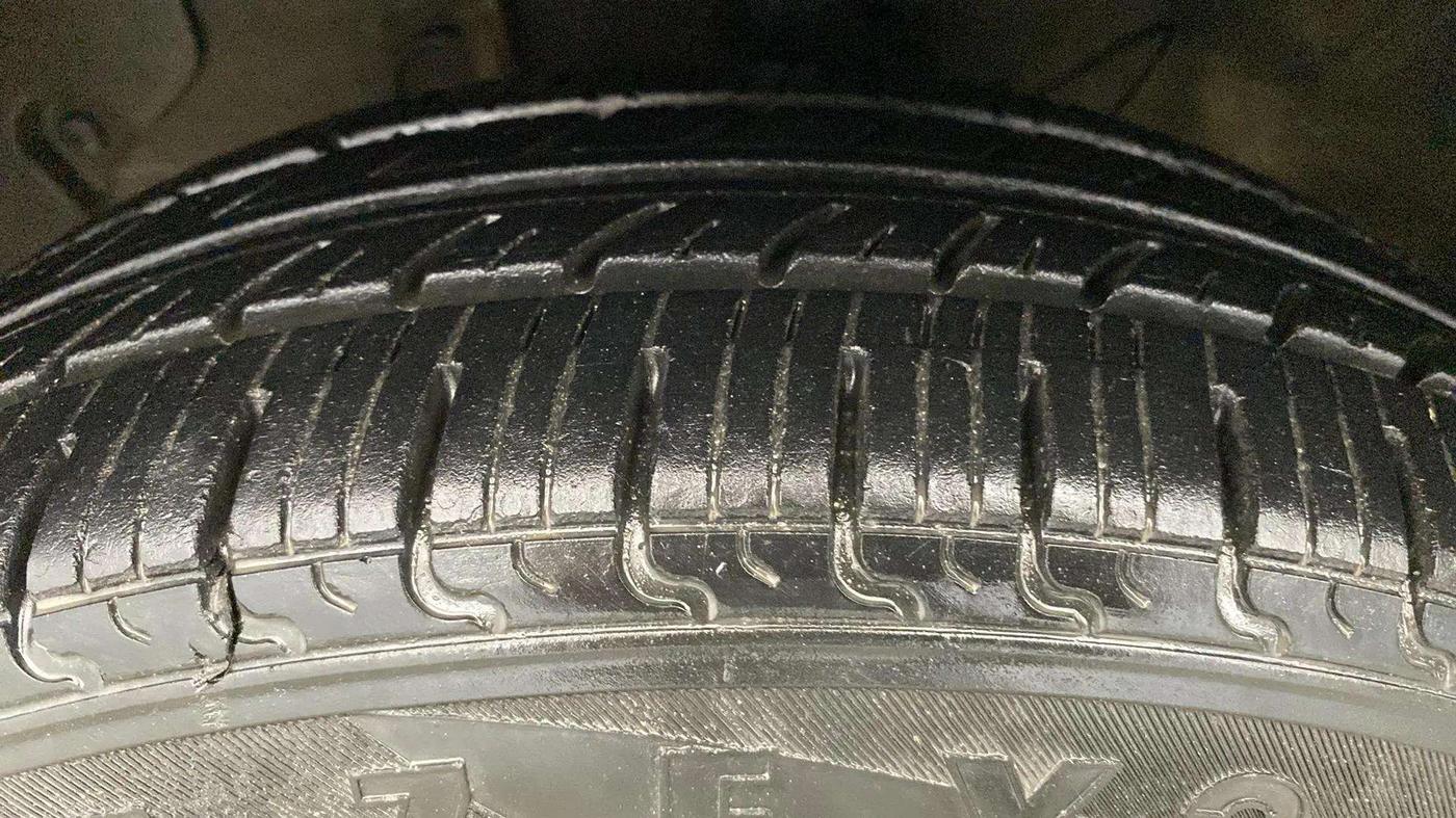 2019 Hyundai NEW SANTRO SPORTZ MT, Petrol, Manual, 81,778 km, Left Front Tyre Tread