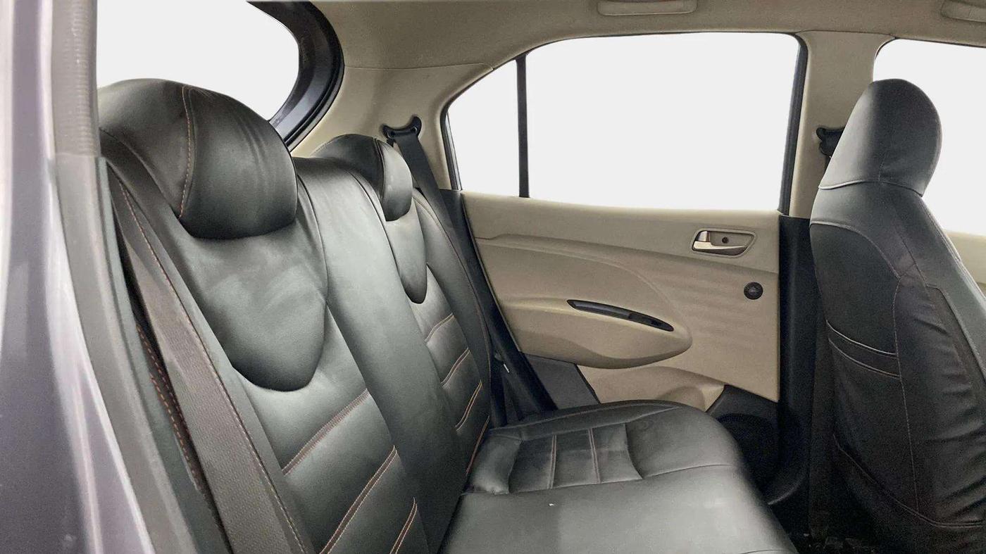 2019 Hyundai NEW SANTRO SPORTZ MT, Petrol, Manual, 81,778 km, Right Side Rear Door Cabin