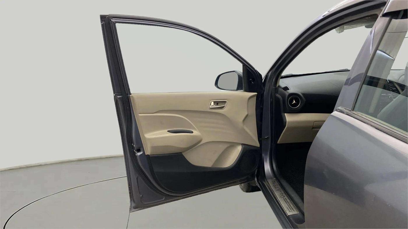 2019 Hyundai NEW SANTRO SPORTZ MT, Petrol, Manual, 81,778 km, LHS Front Door