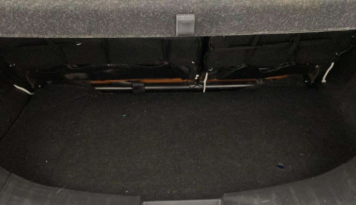 2016 Maruti Wagon R 1.0 VXI AMT, Petrol, Automatic, 43,565 km, Boot Open Zoomed View