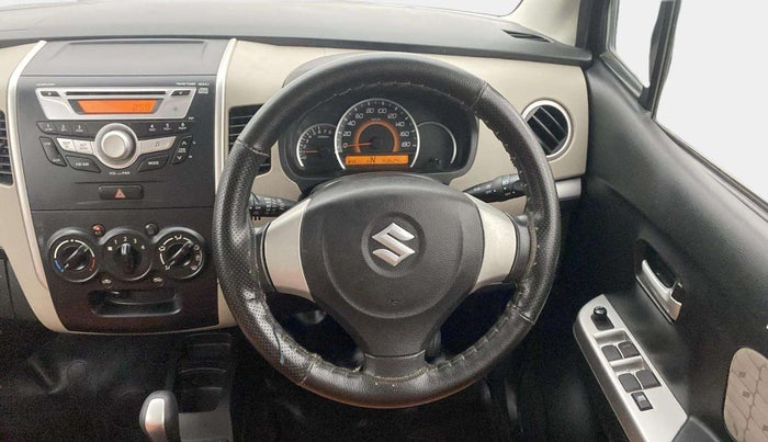 2016 Maruti Wagon R 1.0 VXI AMT, Petrol, Automatic, 43,565 km, Steering Wheel Close Up