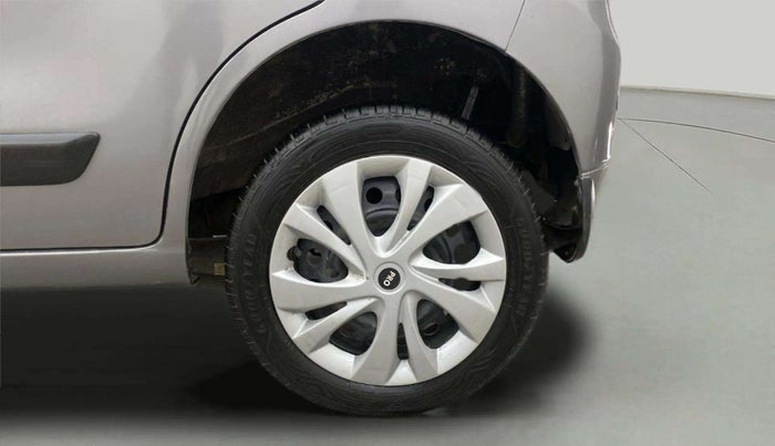 2016 Maruti Wagon R 1.0 VXI AMT, Petrol, Automatic, 43,565 km, Left Rear Wheel