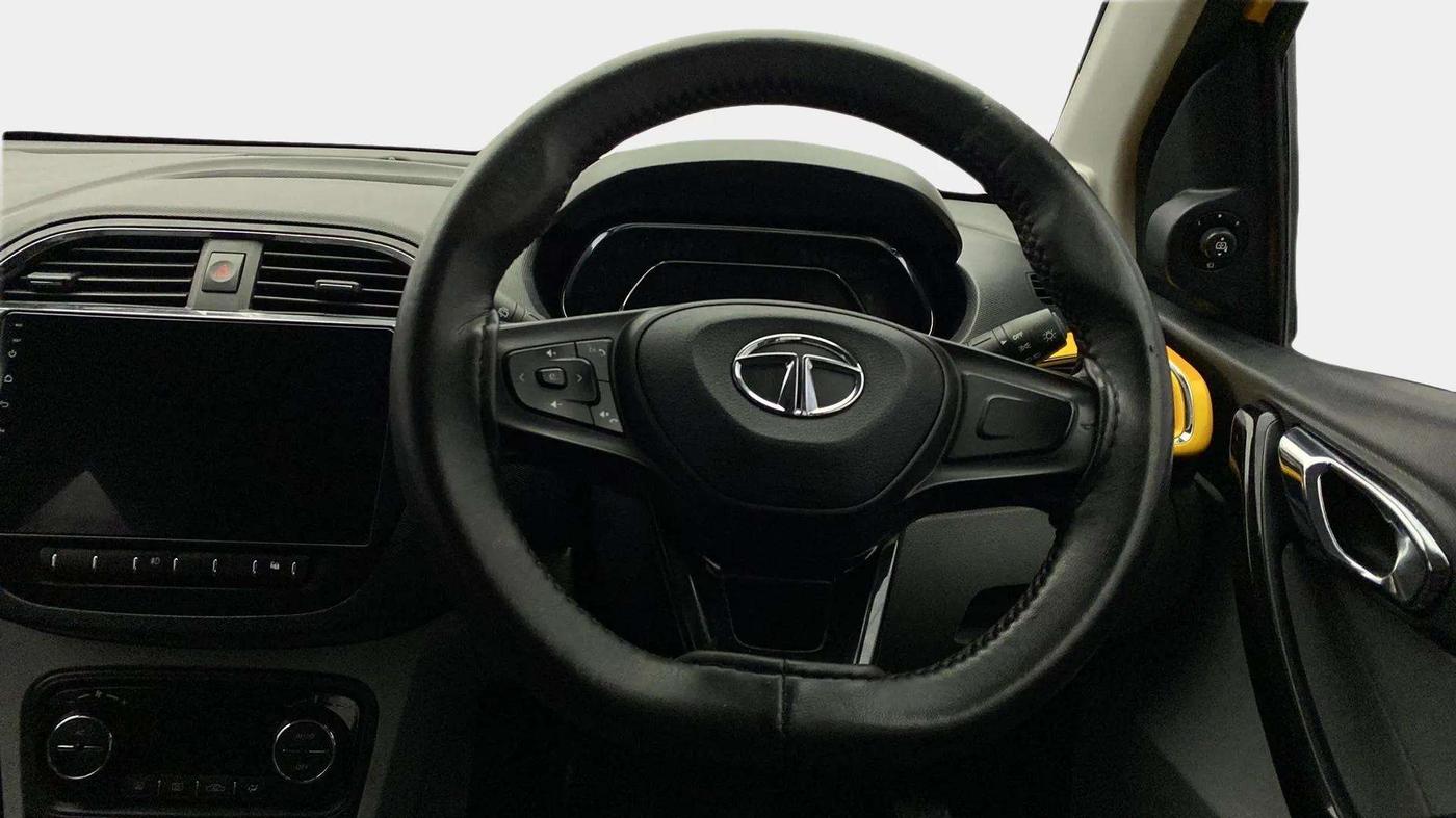 2020 Tata Tiago XZ PLUS PETROL, Petrol, Manual, 57,405 km, Steering Wheel Close Up
