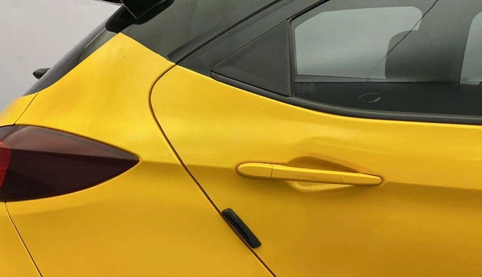 2020 Tata Tiago XZ PLUS PETROL, Petrol, Manual, 57,379 km, Right quarter panel - Minor scratches