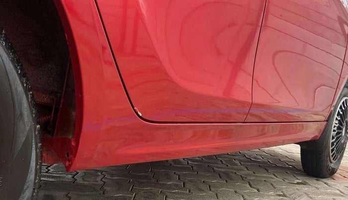 2017 Tata Tiago XM PETROL, Petrol, Manual, 32,296 km, Right running board - Minor scratches