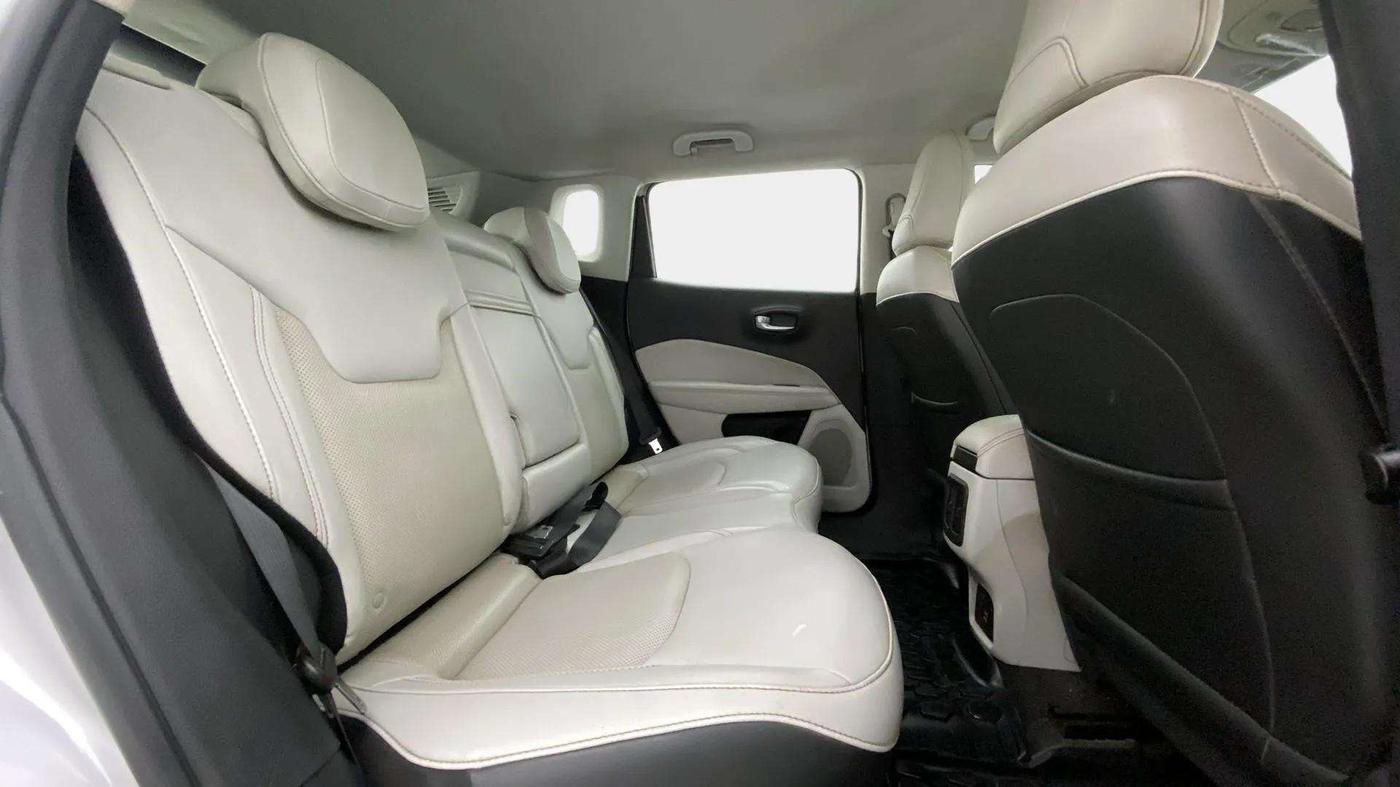 2017 Jeep Compass LIMITED 1.4 PETROL AT, Petrol, Automatic, 78,712 km, Right Side Rear Door Cabin