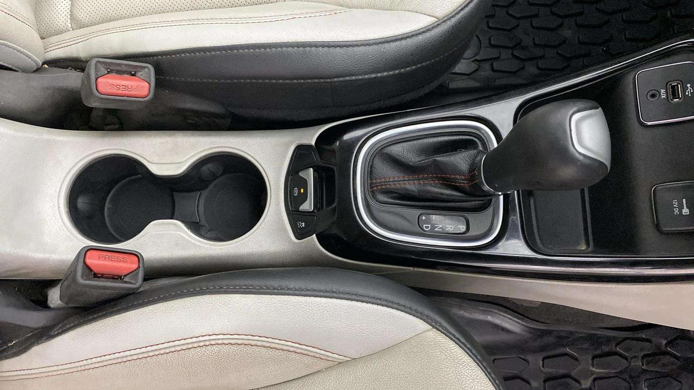 2017 Jeep Compass LIMITED 1.4 PETROL AT, Petrol, Automatic, 78,712 km, Gear Lever