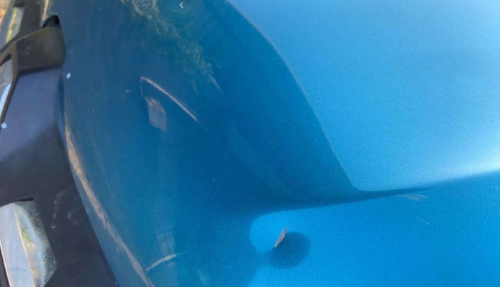 2019 Renault Kwid CLIMBER 1.0 (O), Petrol, Manual, 65,200 km, Bonnet (hood) - Slightly dented