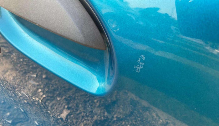 2019 Renault Kwid CLIMBER 1.0 (O), Petrol, Manual, 65,200 km, Driver-side door - Slightly dented